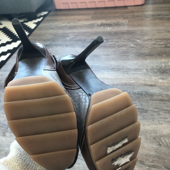 BCBGMAXAZRIA leather lug sole lace up stiletto booties faux fur trim - Picture 7 of 9